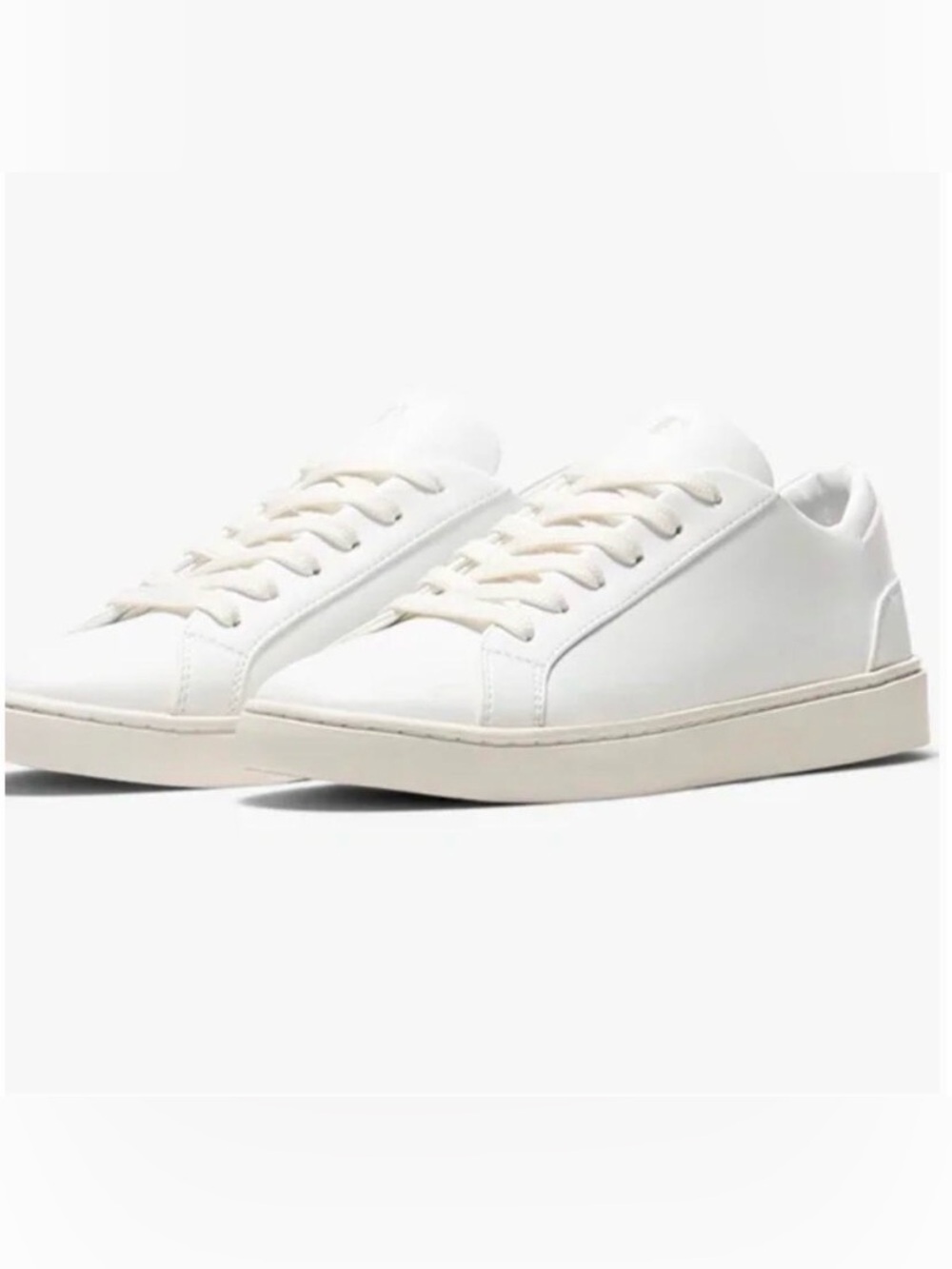 Thousand Fell Lace Up Vegan Sneakers